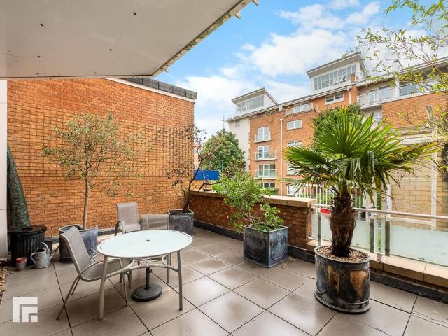 Flat for sale in Tiger Bay, Falcon Lodge