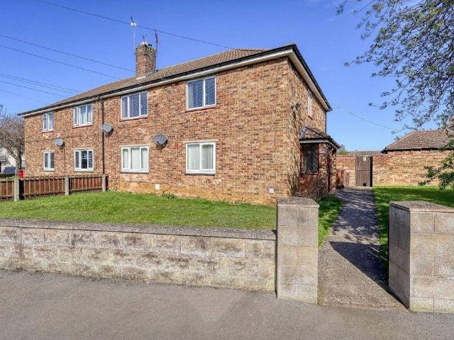 Flat for sale in Lincoln Gardens, North Lincolnshire