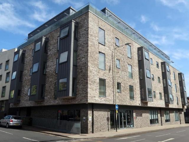 Flat for sale in East Bank, Norfolk
