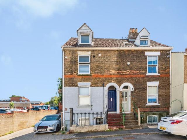 Flat for sale in Rodbourne, Swindon