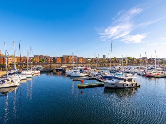 Flat for sale in Baltic Triangle, Calderstones