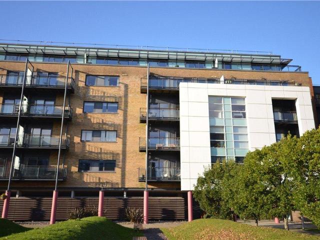 Flat for sale in Cardiff International Sports Village, Falcon Lodge