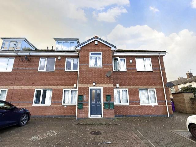 Flat for sale in Calderstones