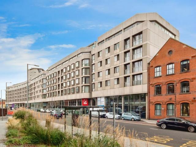 Flat for sale in The Meadows, Haddon
