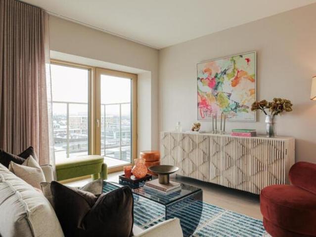 Flat for sale in Silvertown, Greater London