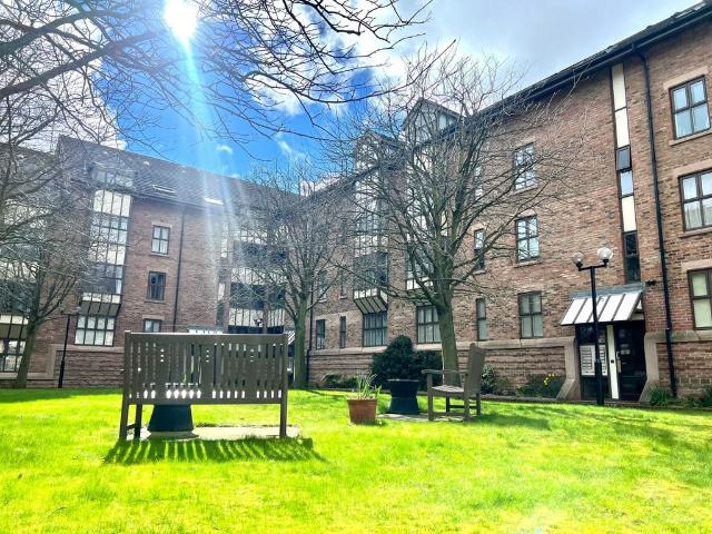Flat for sale in Grainger Town, Tyne And Wear