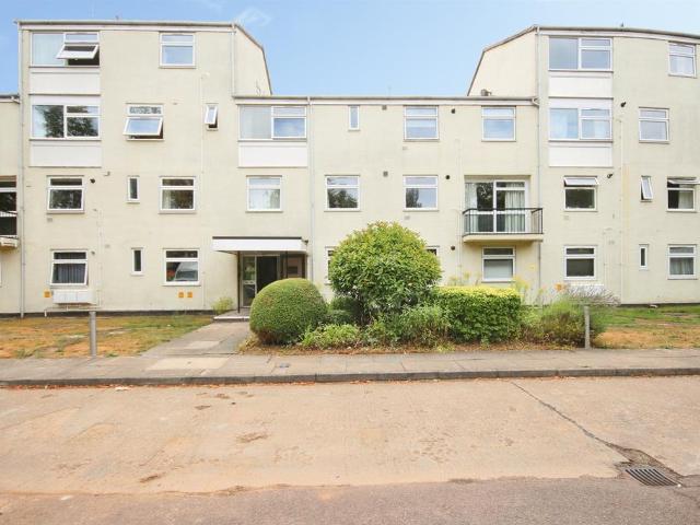 Flat for sale in Milverton, Green Close