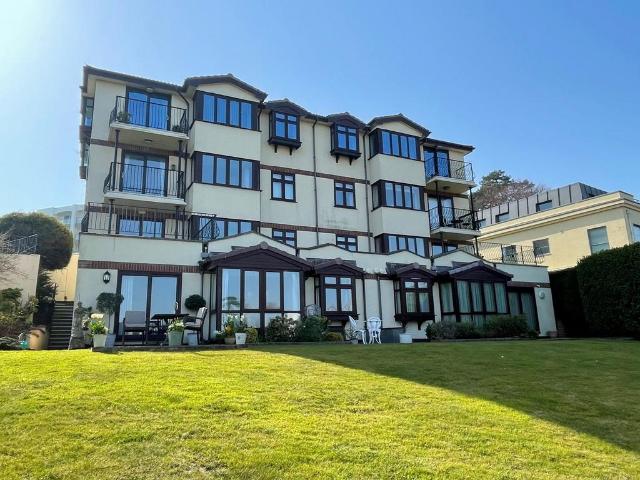 Flat for sale in Livermead