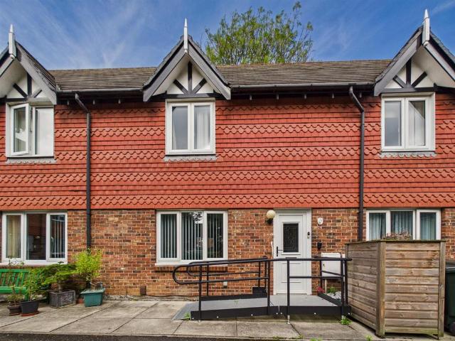 Flat for sale in Whitley Bay, North Tyneside