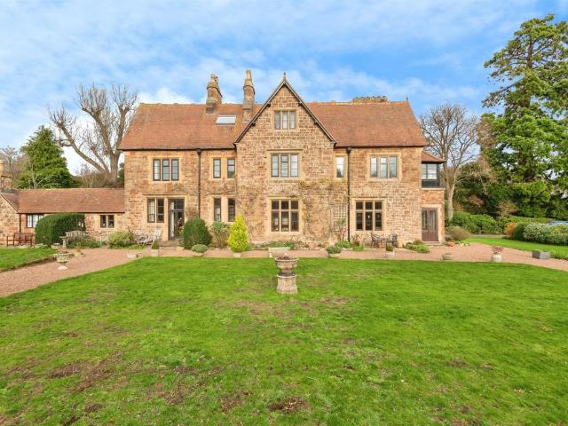 Flat for sale in Dunster, Somerset