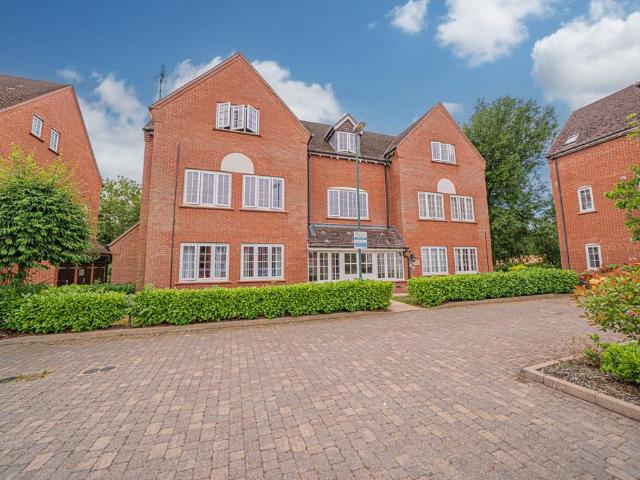 Flat for sale in Elmdon, West Midlands