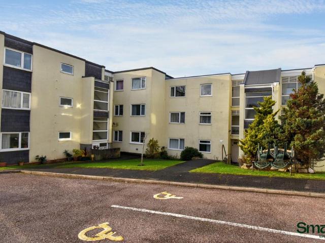 Flat for sale in St Loyes, Watergate