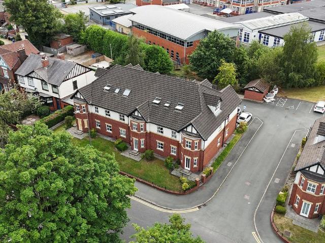 Flat for sale in Wigan, Greater Manchester