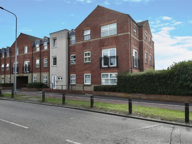 Flat for sale in Hull, City Of Kingston Upon Hull