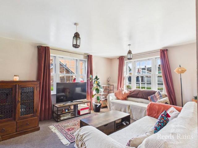 Flat for sale in Ayresome, Normanby