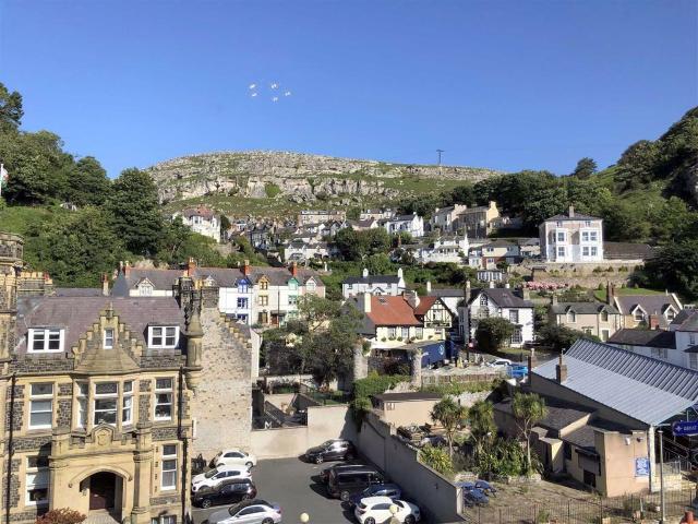 Flat for sale in Llandudno, Wales