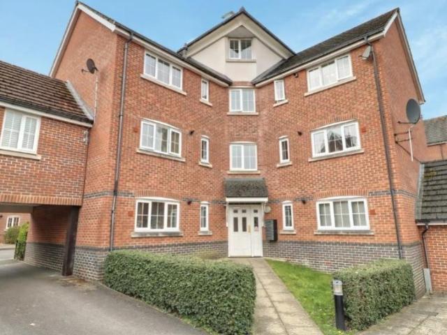 Flat for sale in Priest Down, Hampshire