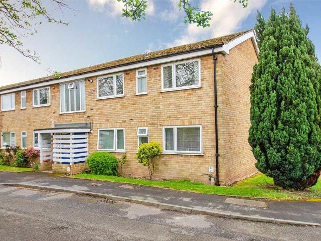 Flat for sale in Lichfield, Boley Park