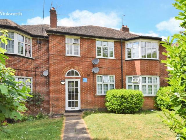 Flat for sale in Greater London