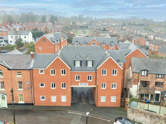 Flat for sale in Oswestry, Shropshire