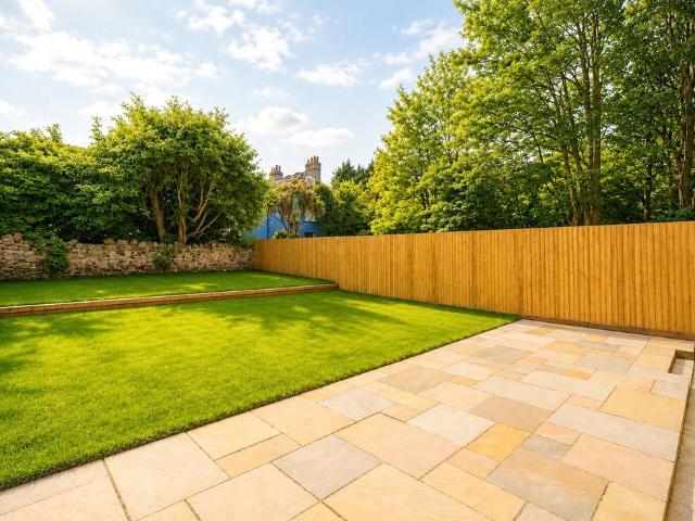 Flat for sale in Feckenham, City Of Bristol
