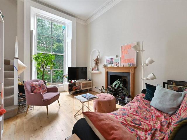 Flat for sale in Kensal Town, Bayswater