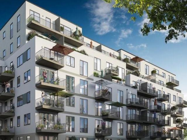 Flat for sale in Northampton, Northamptonshire