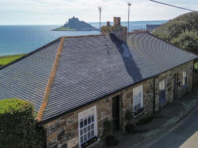 Flat for sale in Marazion