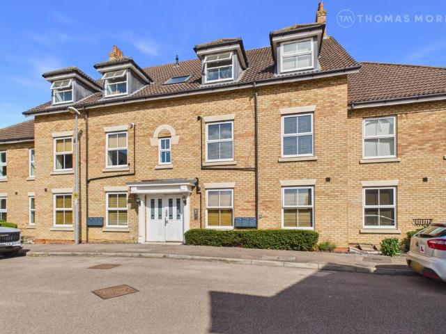 Flat for sale in Biggleswade, Bedfordshire