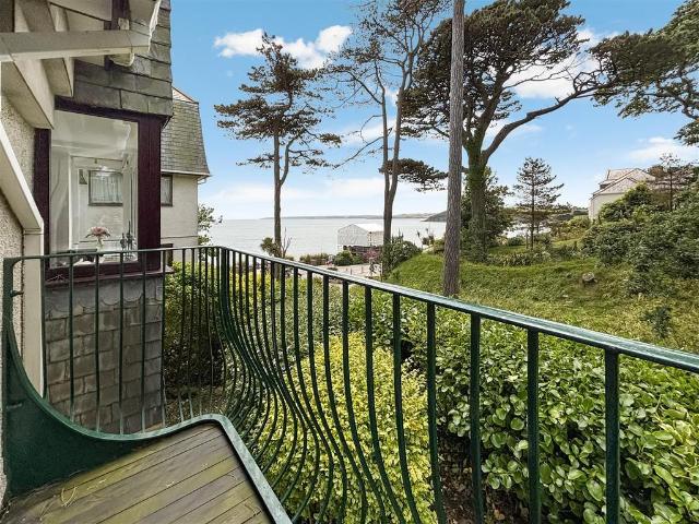 Flat for sale in Falmouth, Cornwall
