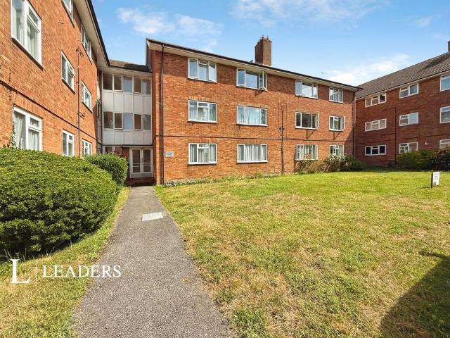 Flat for sale in West Worthing, Worthing