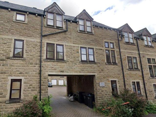 Flat for sale in Boothtown, Halifax