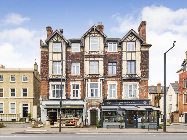 Flat for sale in Clapton, Lower Clapton