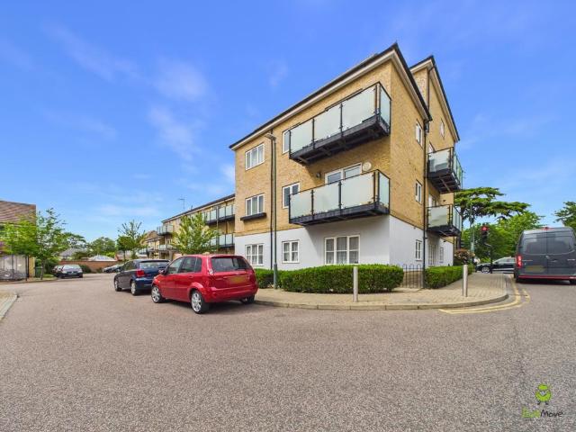 Flat for sale in Blendon, Greater London
