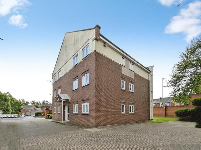 Flat for sale in Whickham, Tyne And Wear