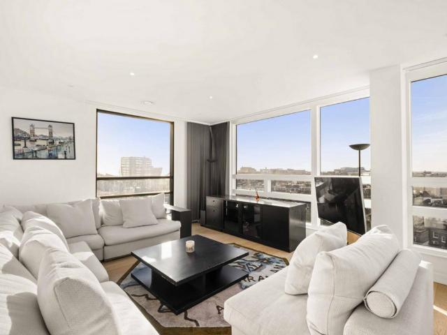 Flat for sale in Notting Hill, Greater London