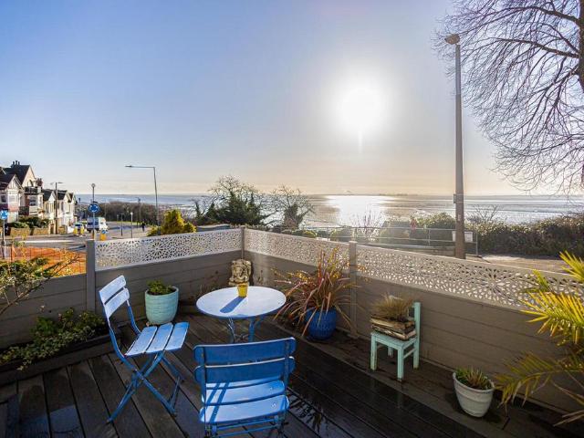 Flat for sale in Alton Barnes, Isle Of Man