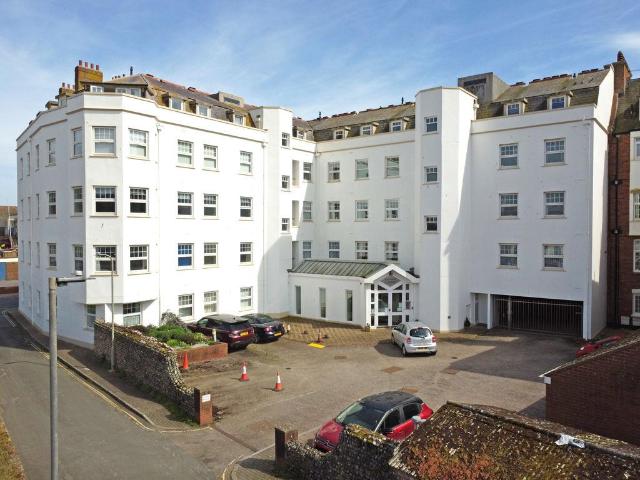 Flat for sale in Budlake, Devon