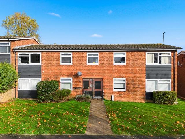 Flat for sale in Colliers End, Hertfordshire