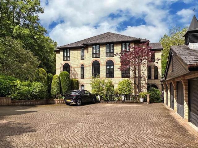 Flat for sale in Trafford Park, Greater Manchester
