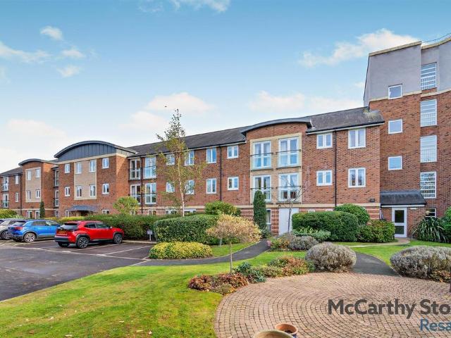Flat for sale in Northallerton, North Yorkshire
