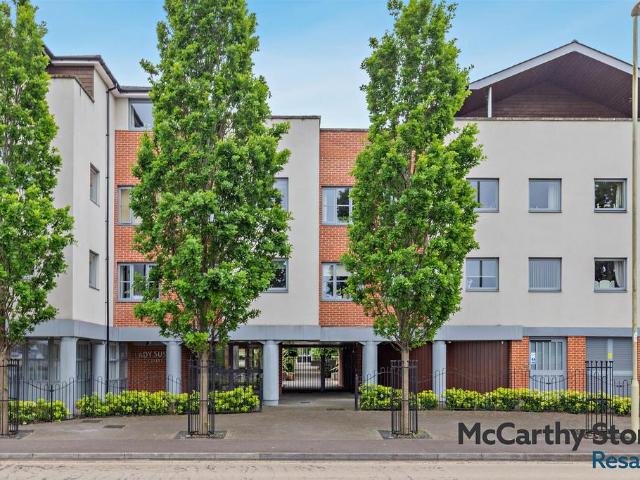 Flat for sale in Priest Down, Hampshire