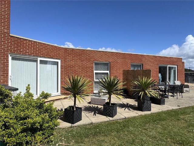 Flat for sale in Milford-on-Sea, Ashurst Bridge