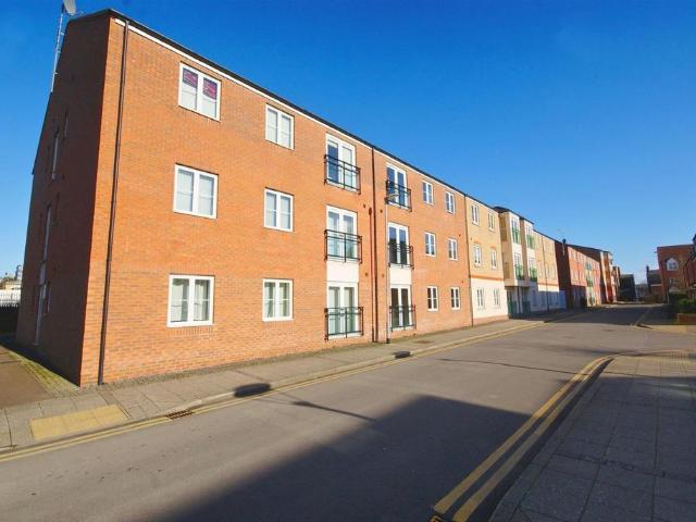 Flat for sale in New Boultham, Brayford