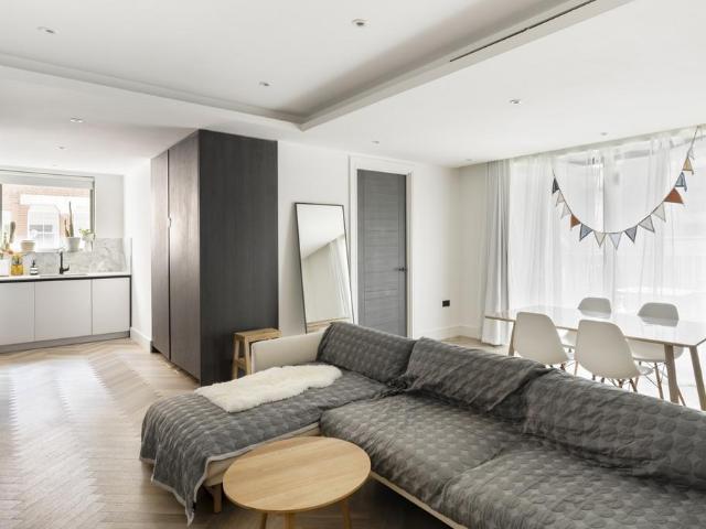 Flat for sale in The Borough, Greater London