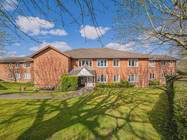Flat for sale in Monkspath, West Midlands
