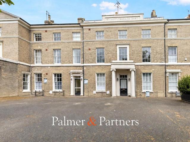 Flat for sale in Handford Place, Fordham Heath