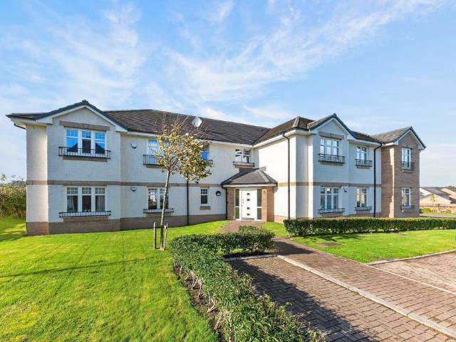 Flat for sale in Carmunnock, Glasgow City