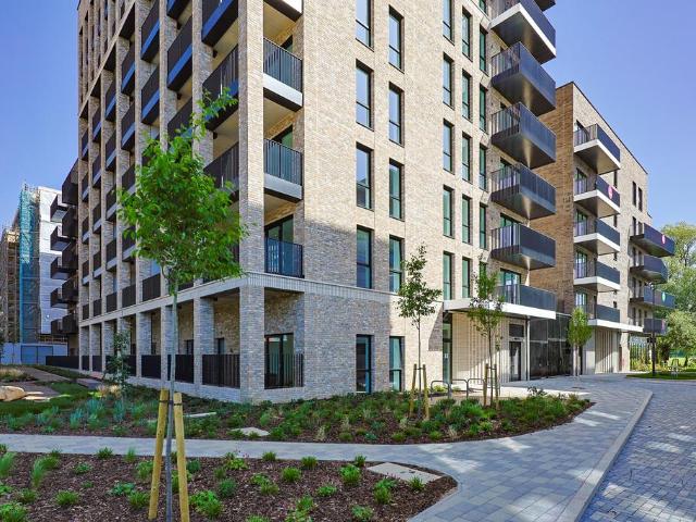 Flat for sale in Greater London