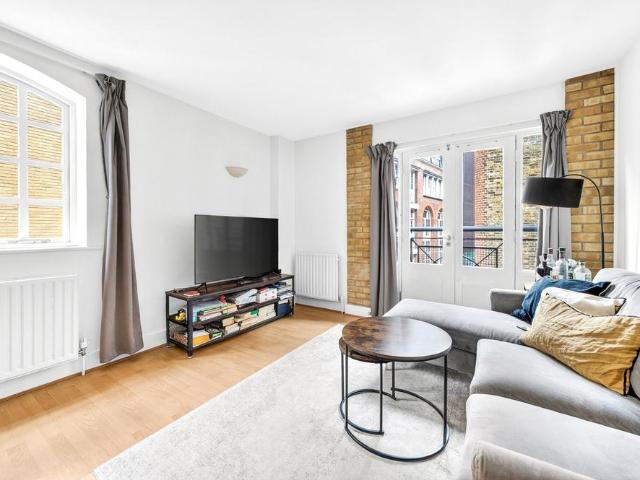 Flat for sale in The Borough, Greater London